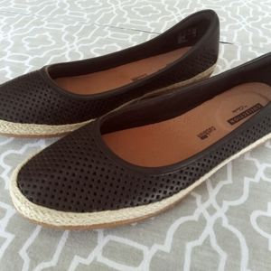 Collection by Clarks Leather Espadrilles size 8